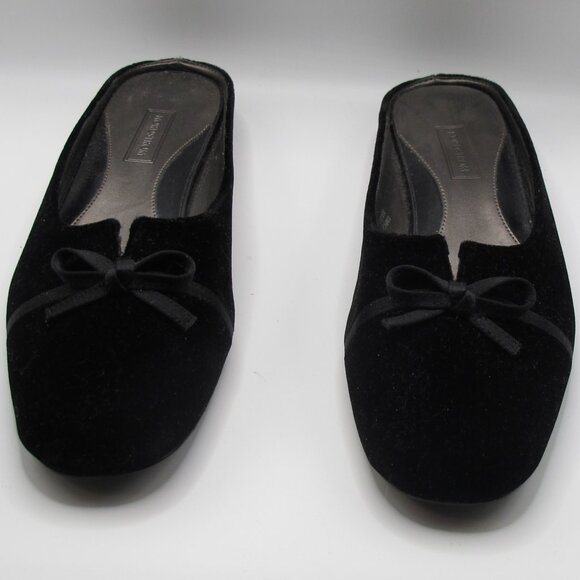 Nordstrom's Bravo Black Velvet Flat in 8.5N - Picture 5 of 9